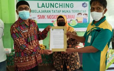 SMKN 6 Dumai Launching Pembelajaran Tatap Muka Terbatas, Kepsek Wisman SPd : Utamakan Protokol Kesehatan